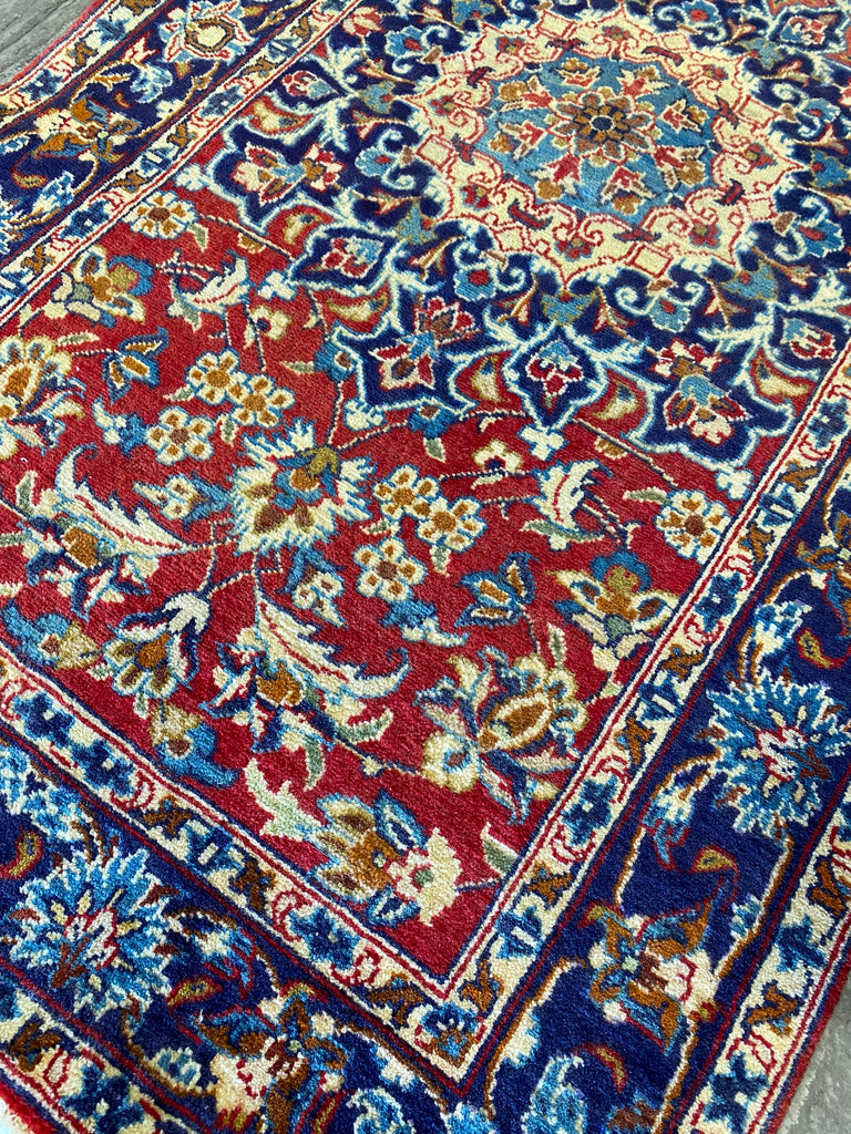 Luxurious-Persian-Kashan-Runner-Rug.jpg