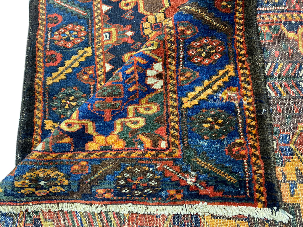 4.4 x 6.9 Multi-Color Semi Antique Baktiar Persian Rug 23446B