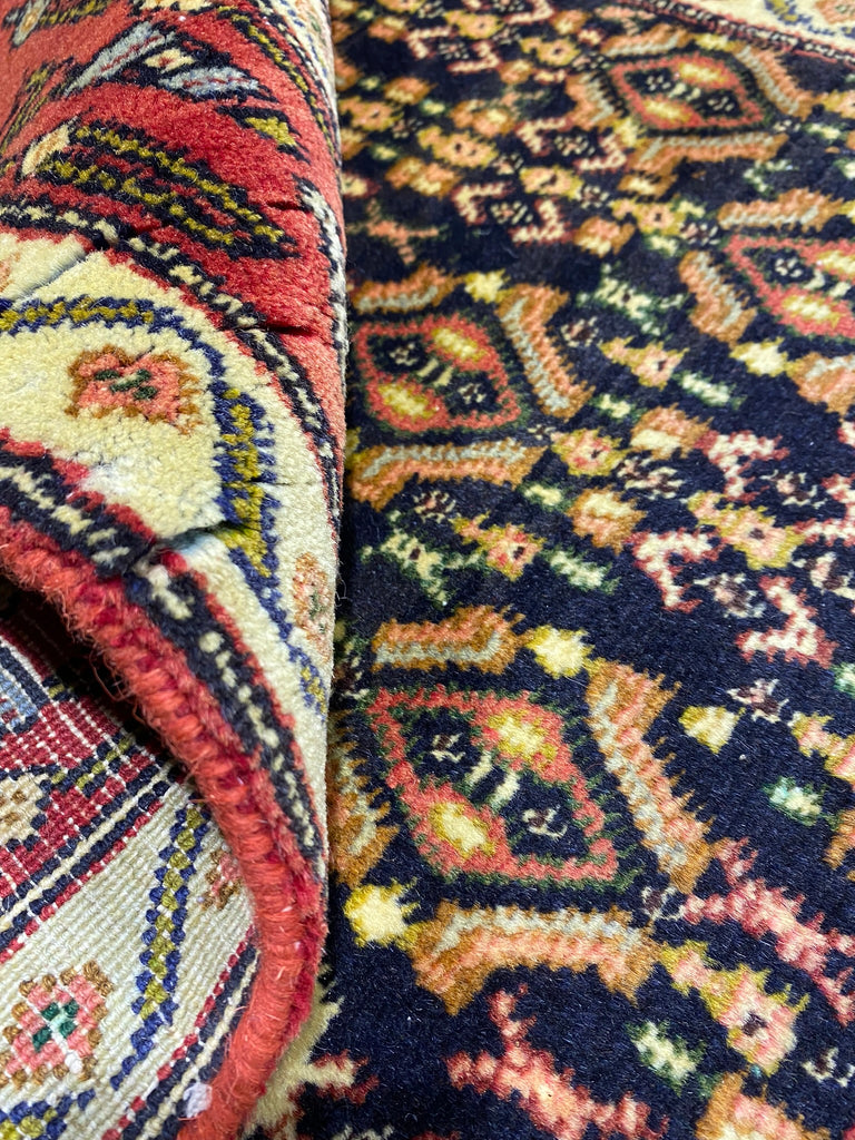 3.11 x 5.5 Salmon Red Persian Hamadan Rug 81442