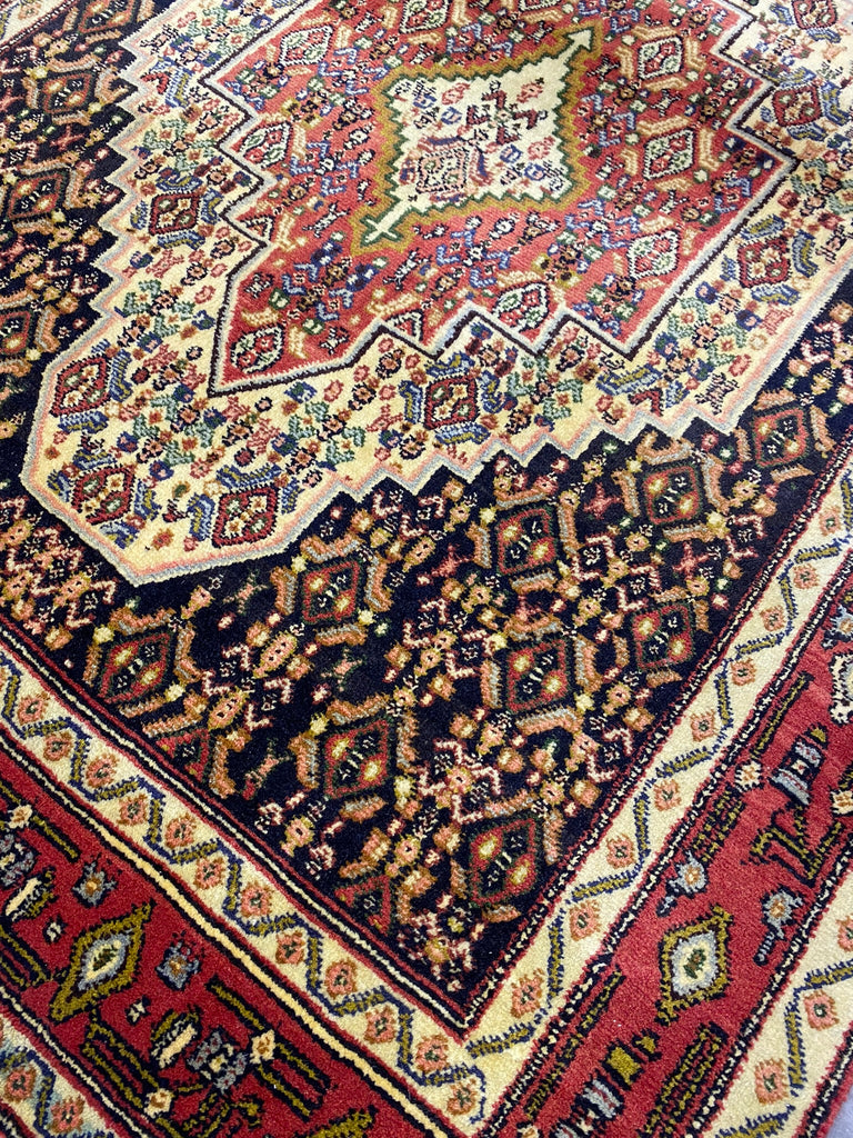 3.11 x 5.5 Salmon Red Persian Hamadan Rug 81442