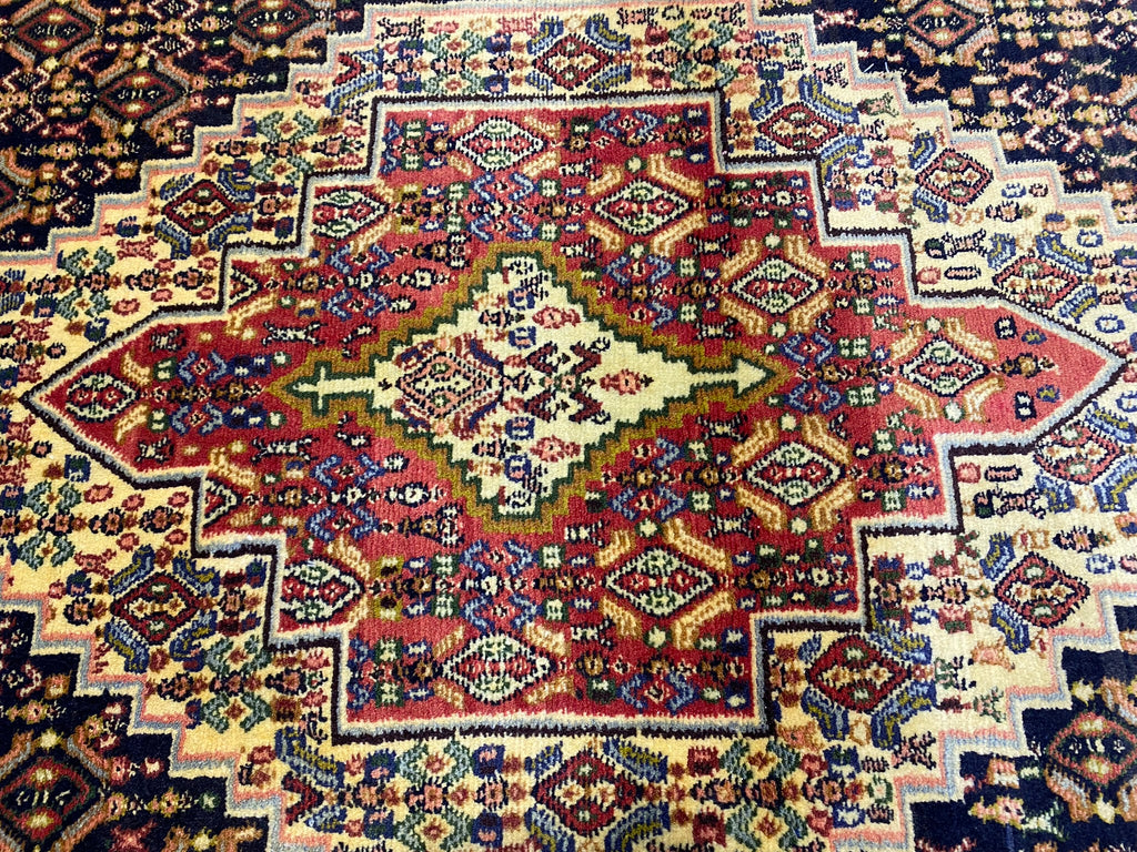 3.11 x 5.5 Salmon Red Persian Hamadan Rug 81442