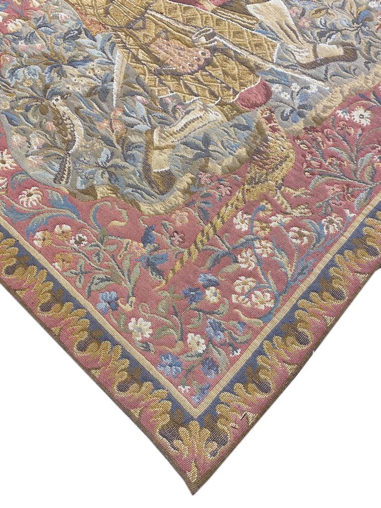 Luxurious-Hanging-Tapestry-Rug.jpg