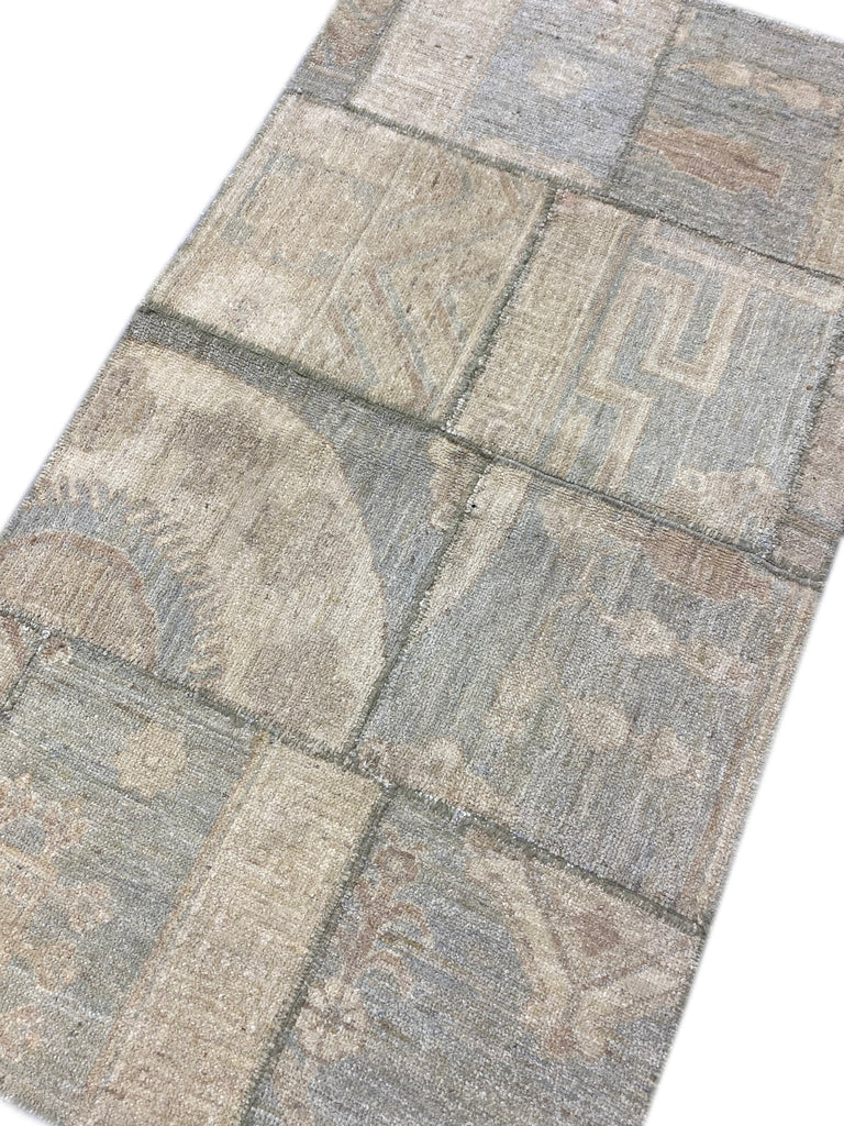 2.7 x 4.8 Modern Handmade Rug #F-6755