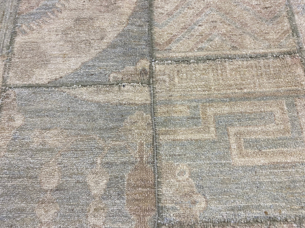 2.7 x 4.8 Modern Handmade Rug #F-6755