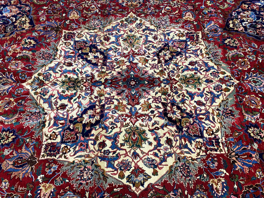 11.2 x 16.6 Fine Wool and Silk on Silk Foundation Handmade Rug #FPIX-5552