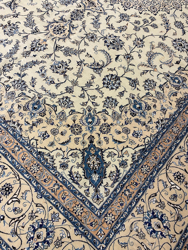 12.7 x 19.2 Authentic Persian Nain Rug Wool and Silk #PIX-122