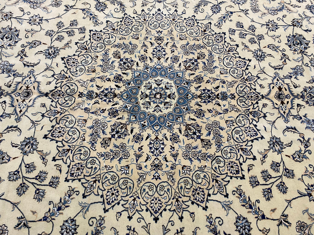 12.7 x 19.2 Authentic Persian Nain Rug Wool and Silk #PIX-122