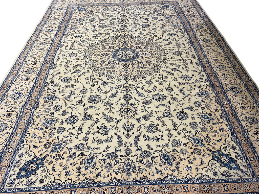12.7 x 19.2 Authentic Persian Nain Rug Wool and Silk #PIX-122
