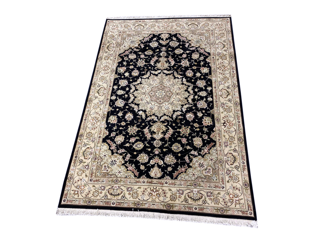 5.9 x 8.9 Wool and Silk Quality Handmade Rug BLACK #PIX-8527