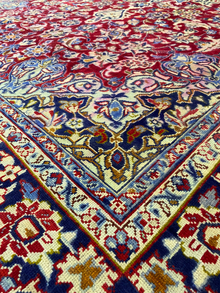 8.2 x 12.8 Genuine Persian Handmade Esfahan Wool Rug #F-6828