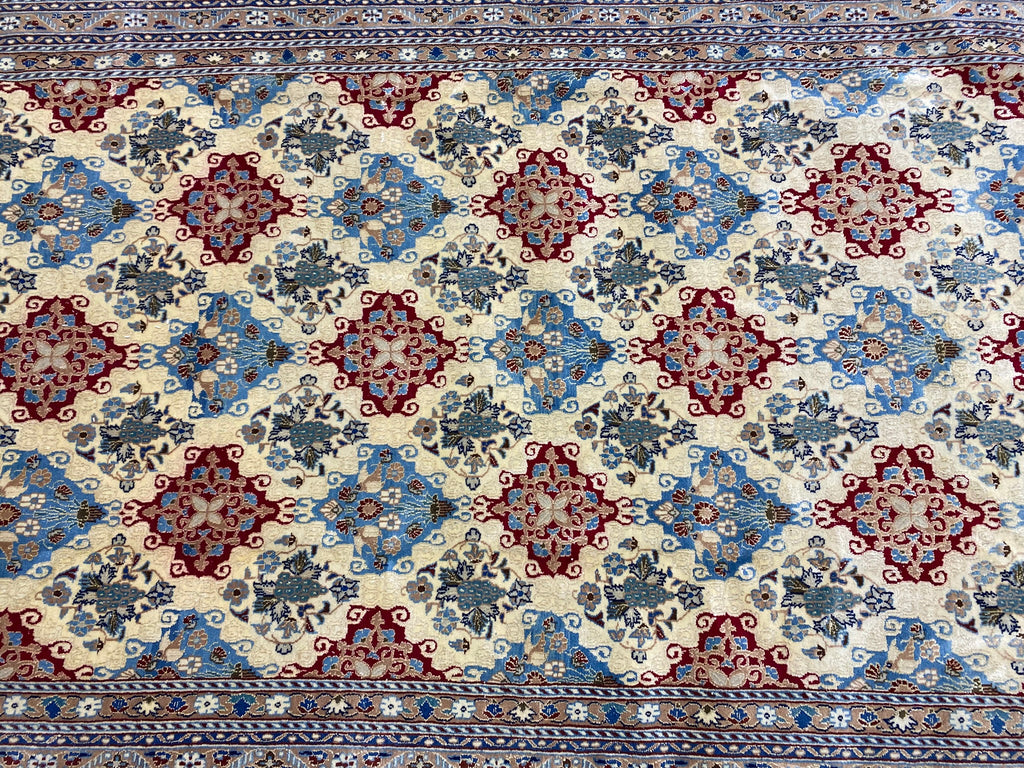5.2 x 8.7 Fine Persian Nain Rug Wool and Silk Geometric #PIX-15878