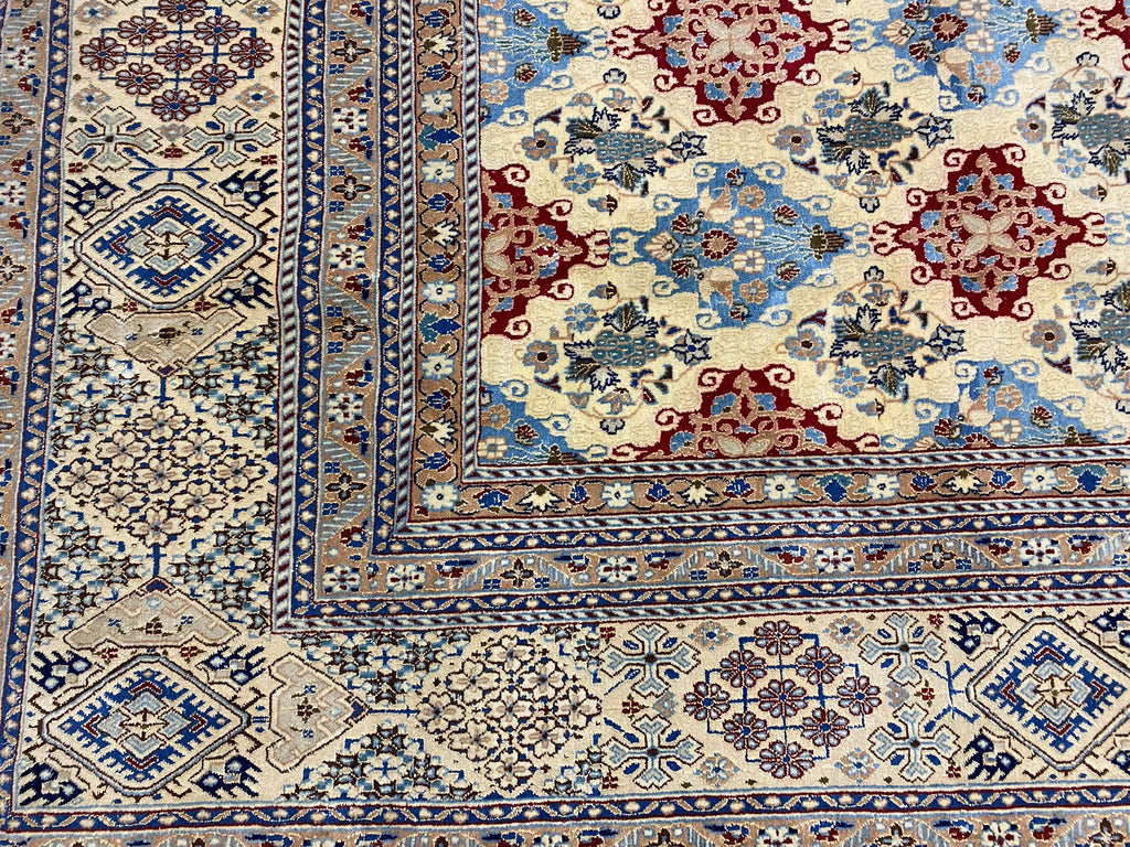 5.2 x 8.7 Fine Persian Nain Rug Wool and Silk Geometric #PIX-15878