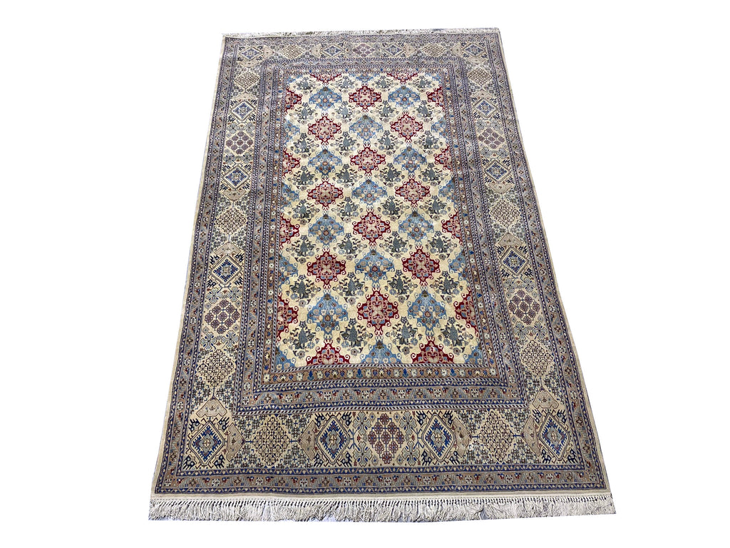 5.2 x 8.7 Fine Persian Nain Rug Wool and Silk Geometric #PIX-15878