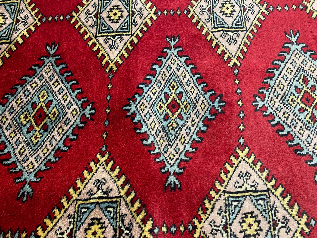6 x 9.4 Handmade Pakistan Jaldar Bokara Wool Rug  #F-6865