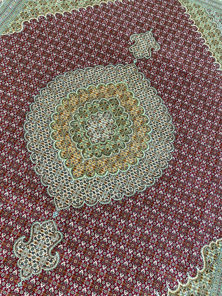 8.4 x 11.8 High Top Quality Wool and Silk Persian Tabriz Mahi Rug 400 KPSI #F-6904