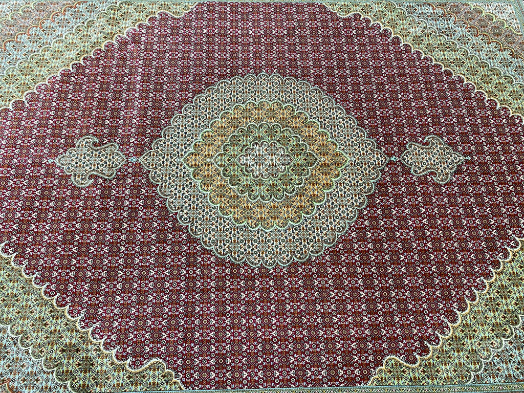 8.4 x 11.8 High Top Quality Wool and Silk Persian Tabriz Mahi Rug 400 KPSI #F-6904