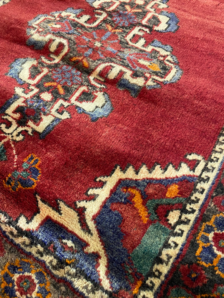 3.3 x 10.9 Red Persian Malayer Runner 7130