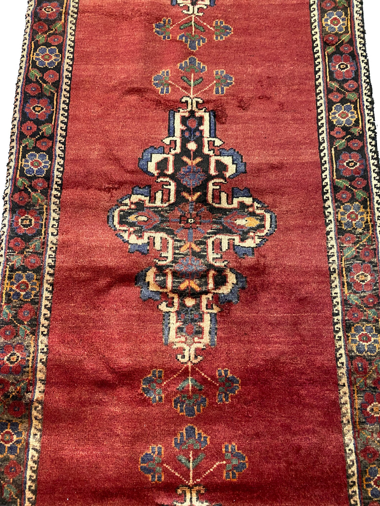 3.3 x 10.9 Red Persian Malayer Runner 7130