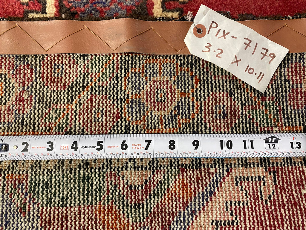 3.2 x 10.11 Red Persian Hamadan Runner 7179