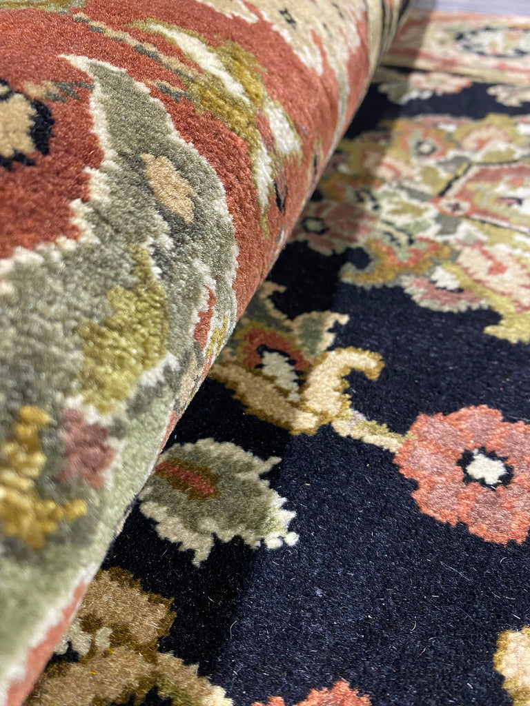 4 x 11.10 Black Luxurious Wool Material Hand-knotted Agra Rug 11370