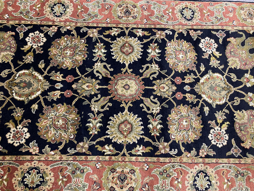 4 x 11.10 Black Luxurious Wool Material Hand-knotted Agra Rug 11370