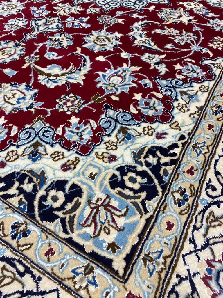 6.5 x 10 Authentic Persian Nain Rug Wool and Silk Fine Weave IRAN #F-6953