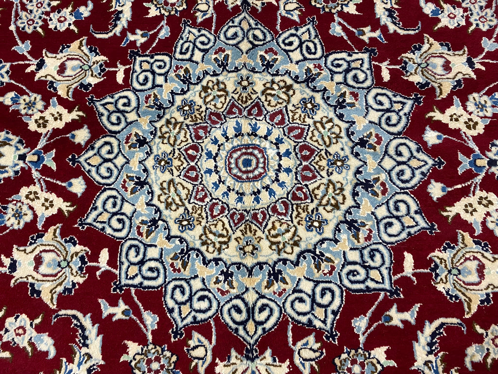 6.5 x 10 Authentic Persian Nain Rug Wool and Silk Fine Weave IRAN #F-6953