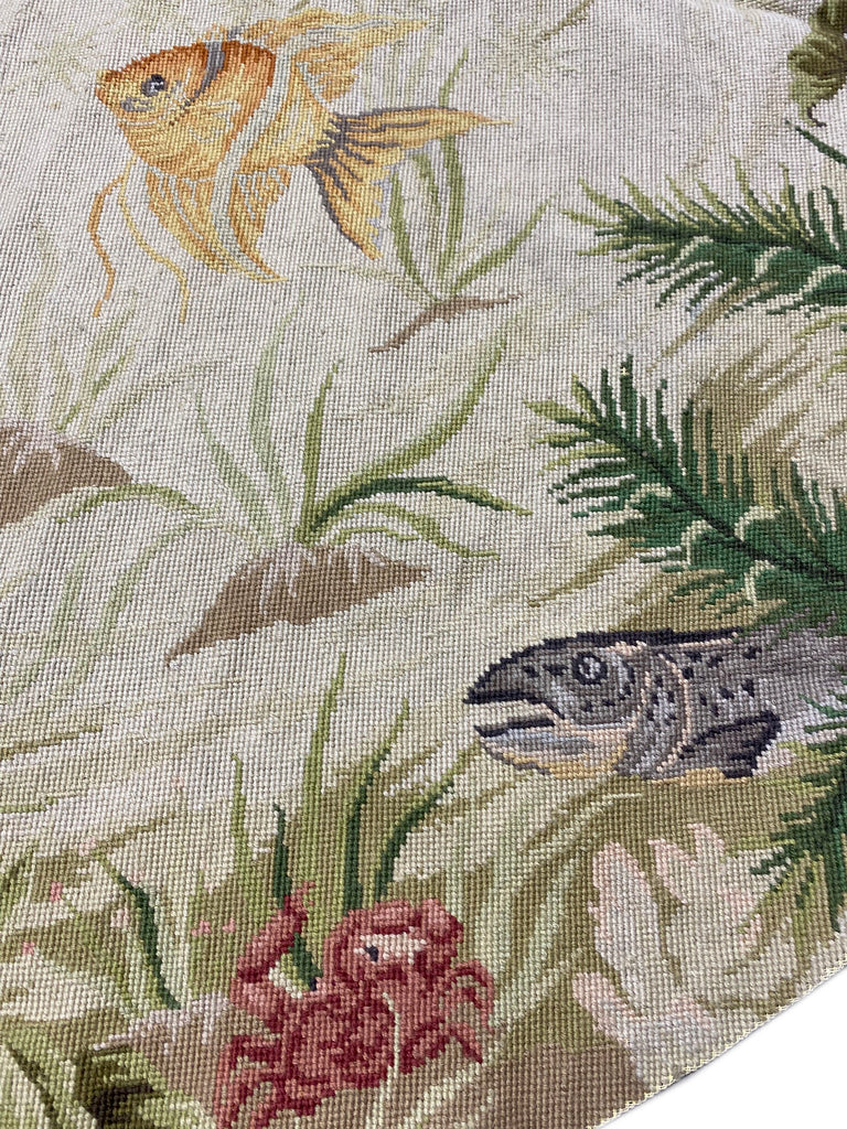 5.7 x 5.7 ROUND Tropical Rug FISH   #F-6968