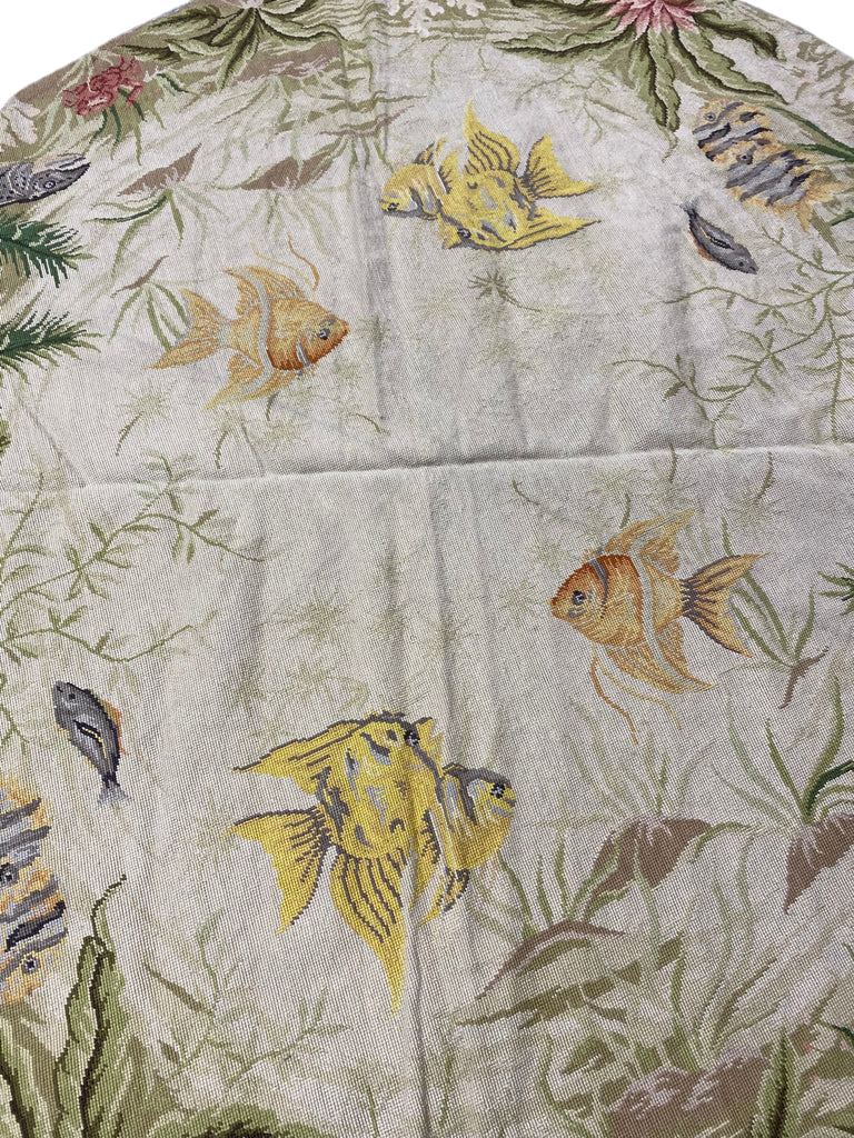 5.7 x 5.7 ROUND Tropical Rug FISH   #F-6968