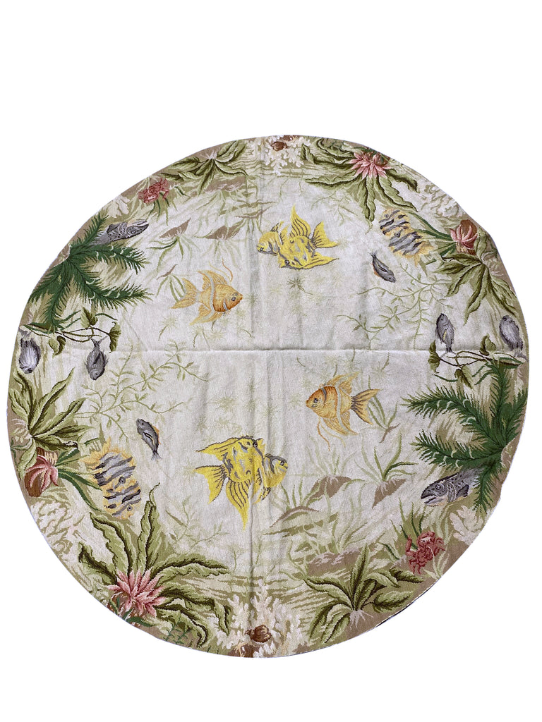 5.7 x 5.7 ROUND Tropical Rug FISH   #F-6968