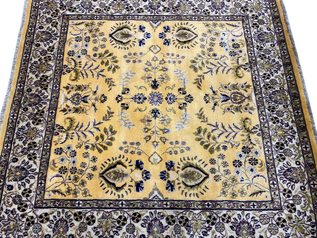 5.8 x 5.8 Square Handmade Wool Rug #F-4024