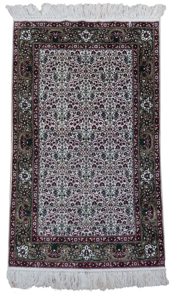 2.6 x 4 Handmade Fine Silk Rug #PIX-22523