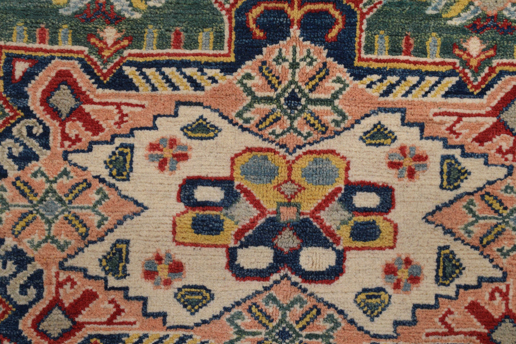 6.8 x 9.9 Handmade Green Exquisite Kazak Rug #S1169