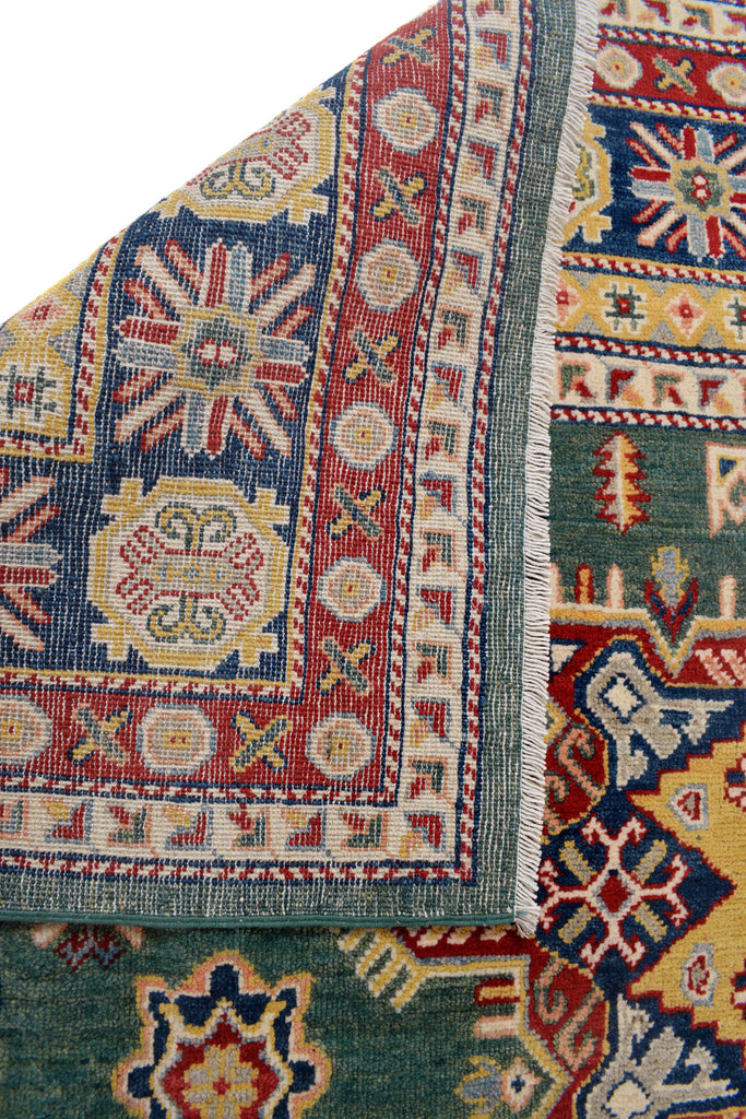 6.8 x 9.9 Handmade Green Exquisite Kazak Rug #S1169