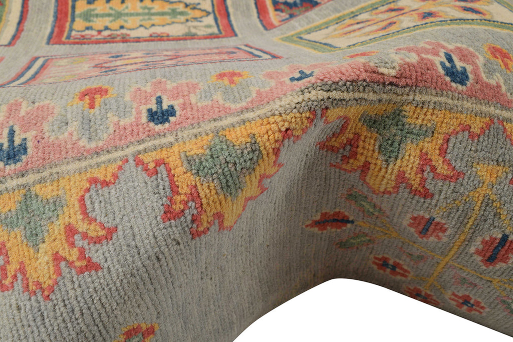 8.4 x 9.11 Kazak Center Medallion Handmade Rug #S1175