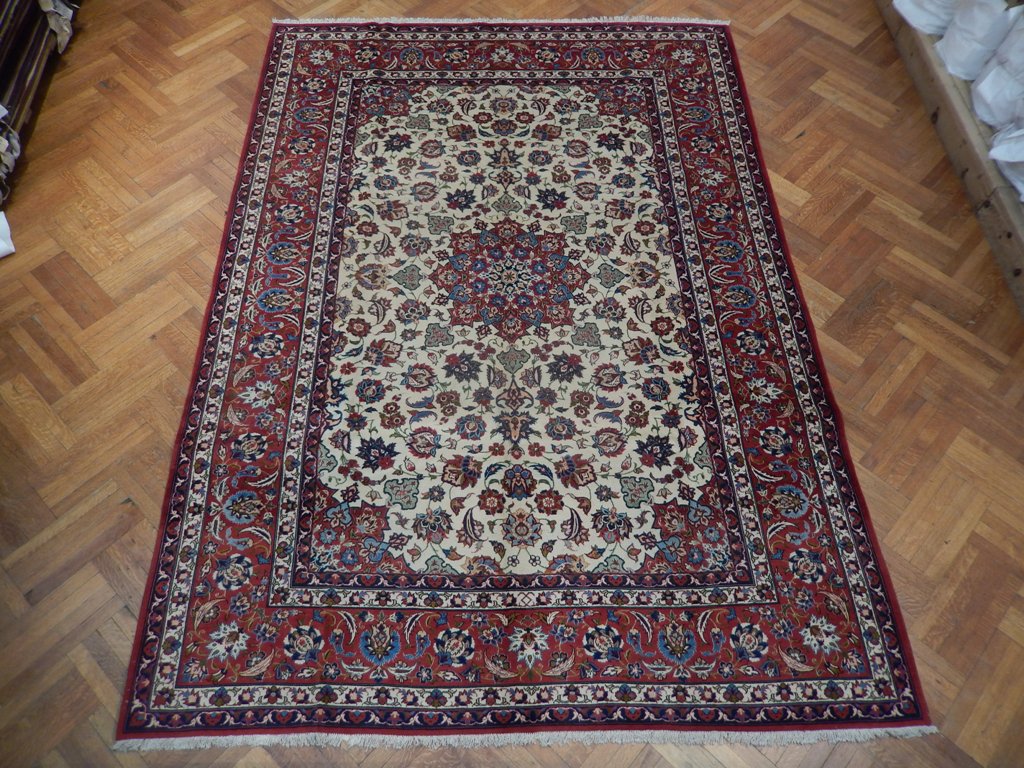 8.9 x 12.6 Fine Quality Genuine Persian Esfahan Wool Rug #PIX-21855