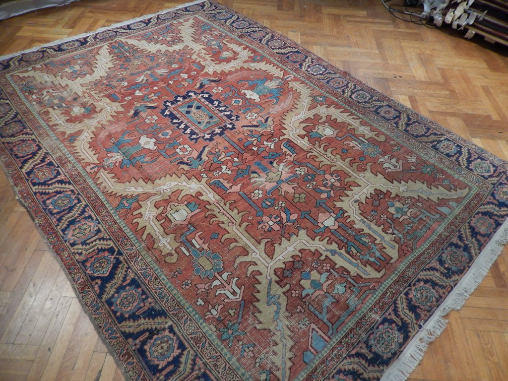 8 x 11.3 Authentic Persian Antique Serapi Rug 1940's #PIX-22384