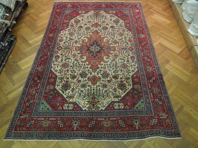 8.4 x 12.1 Genuine Persian Tabriz Wool Rug #PIX-16625