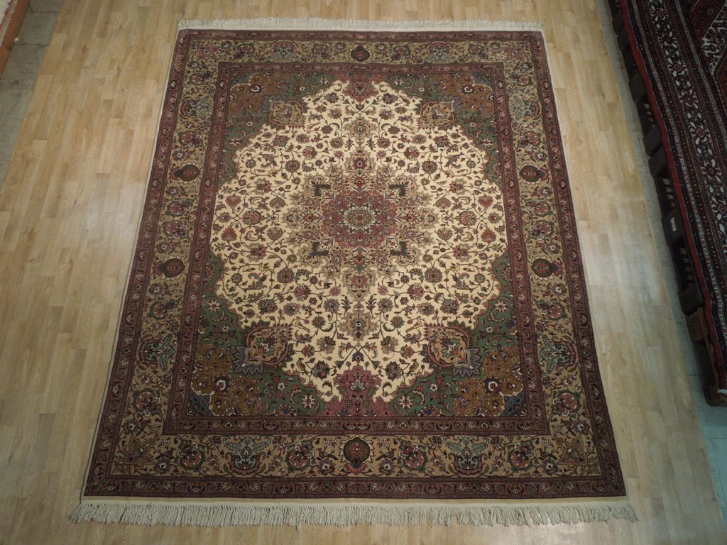 8.1 x 9.9 Authentic Persian Tabriz Iran Wool and Silk Rug KPSI 400 #PIX-18230