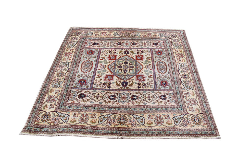 6.7 x 6.9 Persian Tabriz Tabatabai Iran #B-80606