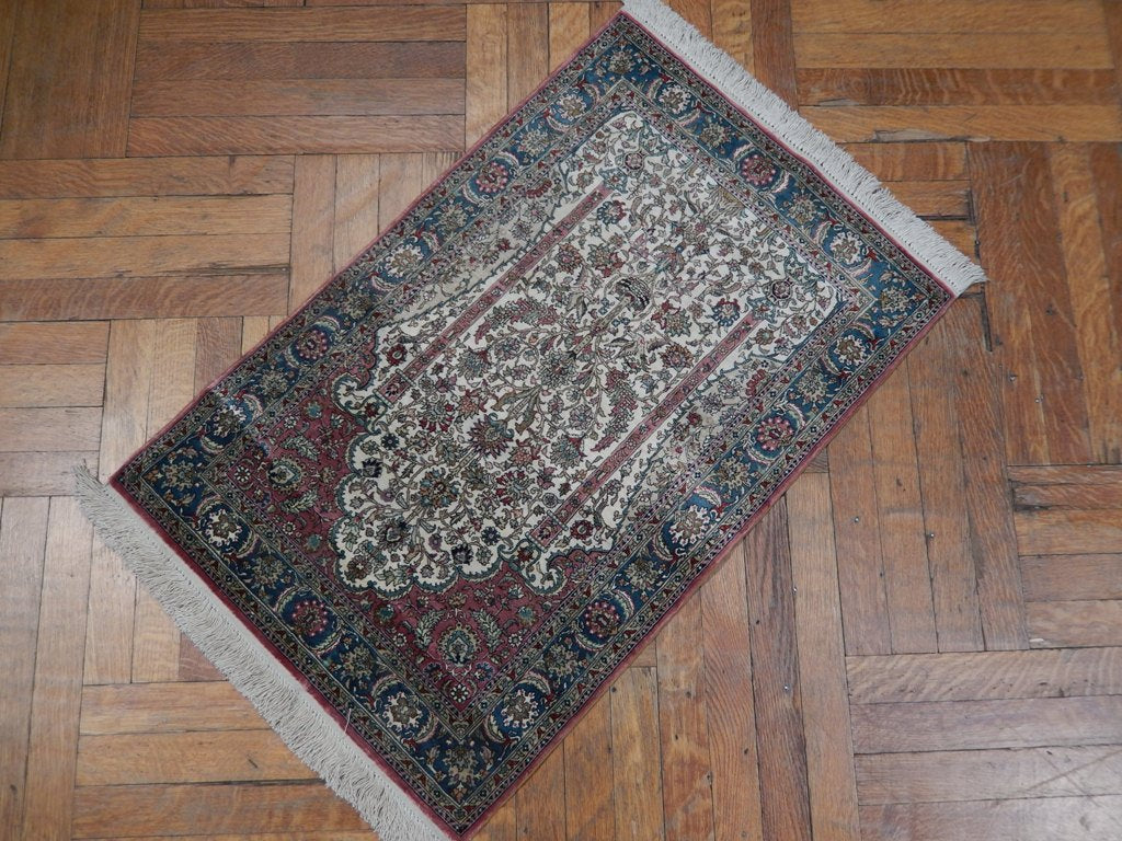Fine-Silk-Hand-knotted-Rug.jpg