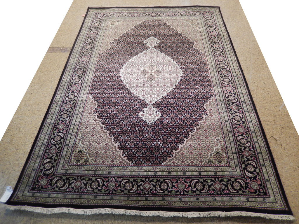 6 x 9 Fine Quality Wool and Silk Fish Mahi Tabriz Rug Black #PIX-25763A