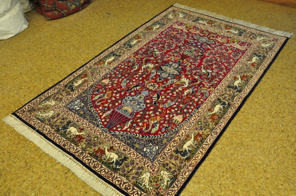 3.7 x 6.0 Fine Persian Esfahan  Prayer Rug  Animals #PIX-28996