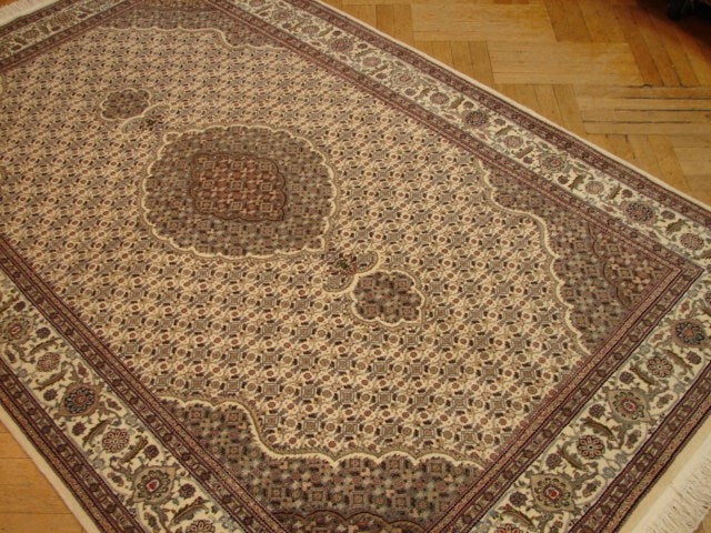 5 x 8.3 Authentic Persian Tabriz Mahi Rug Wool and Silk 400 Kpsi #PIX-4739