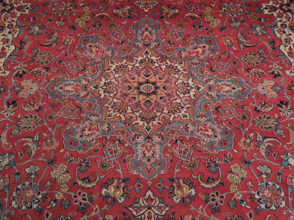 8.7 x 11.11 Semi-Antique Persian Esfahan Rug 300 KPSI #PIX-18178