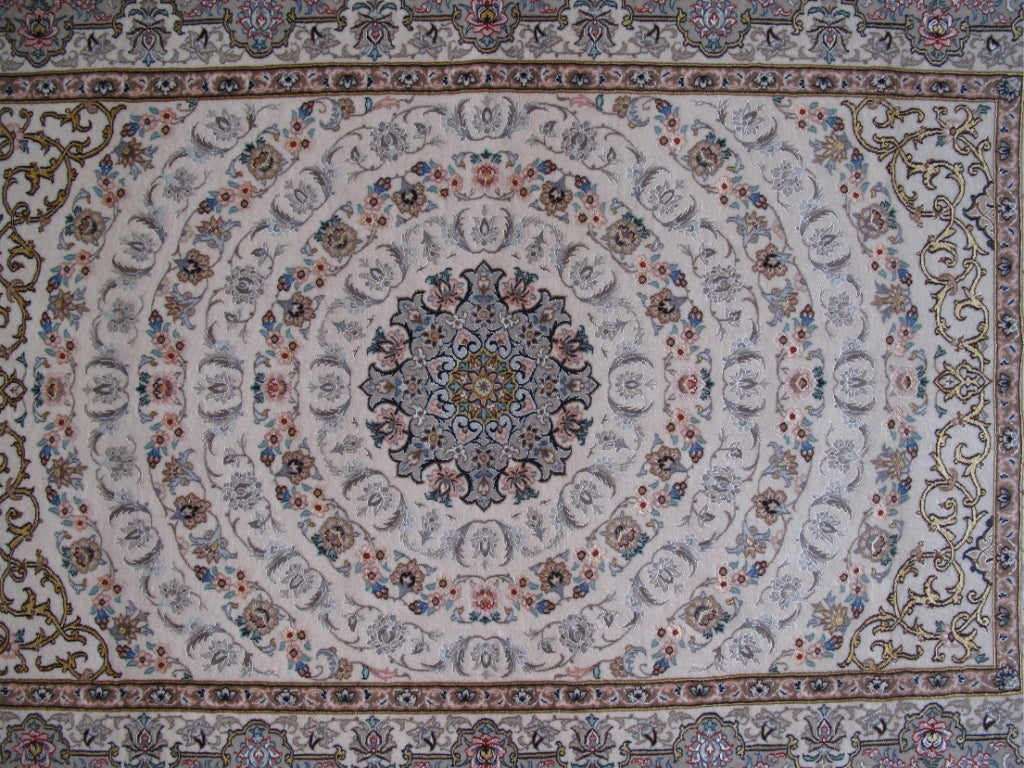 3.7 x 5.6 SIGNED Super Fine Quality Authentic Persian Esfahan Rug Wool and Silk 500 KPSI #B-82357
