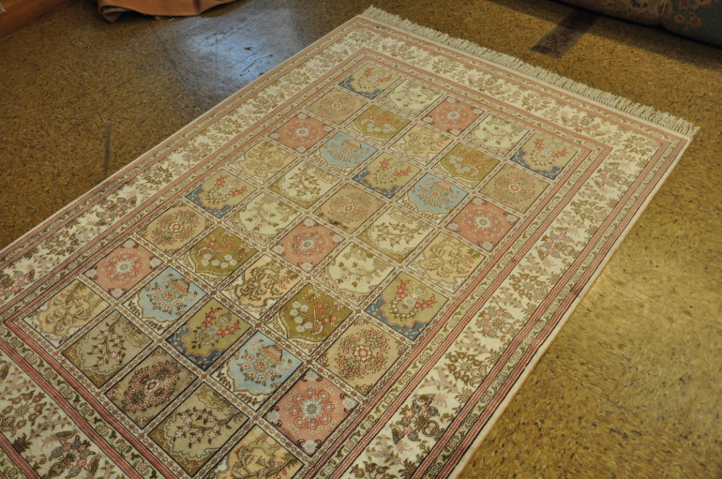 4 x 6 Transitional Garden Bakhtiar Silk Handmade Rug #PIX-28680