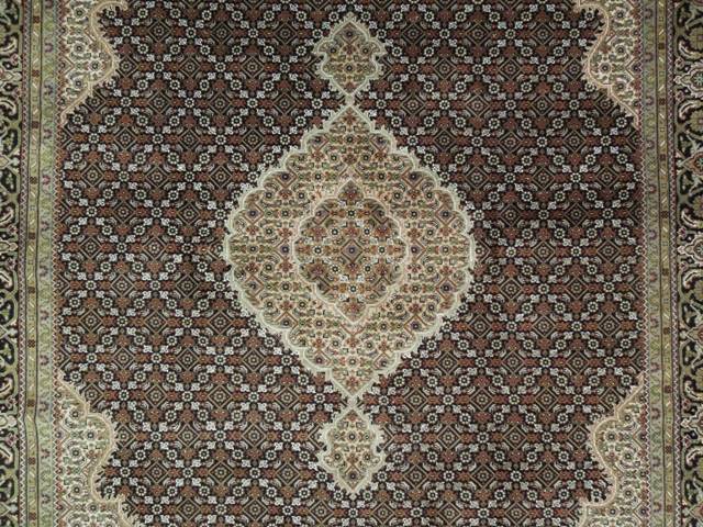 5.9 x 8 Fine Wool and Silk Black Mahi Tabriz Handmade Rug #PIX-16793