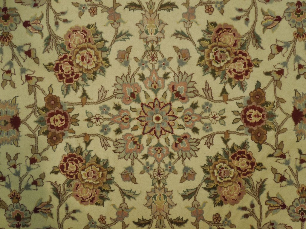 8 x 8 ROUND  High Quality Wool and Silk Rug #PIX-20880