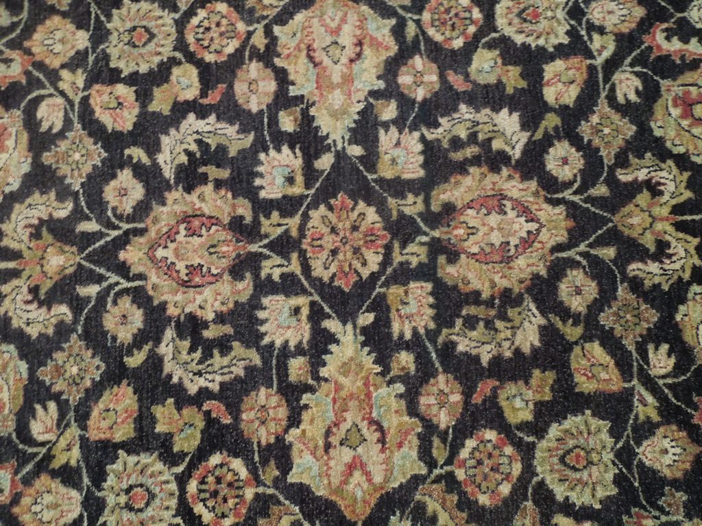 8 x 10 Charcoal Black Natural Wool Hand-Knotted Agra Rug #B-72573